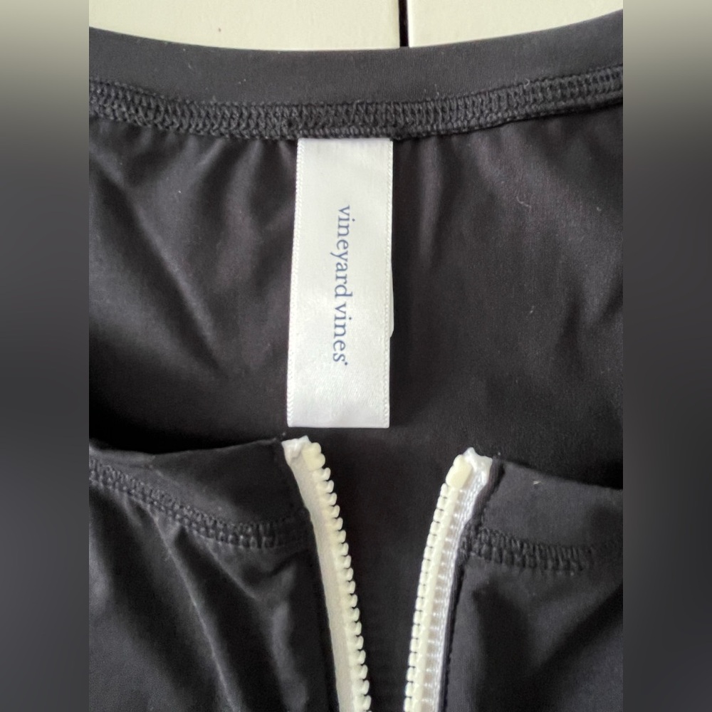 VINEYARD VINES | M | Rashguard/activewear | Navy - Picture 3 of 8